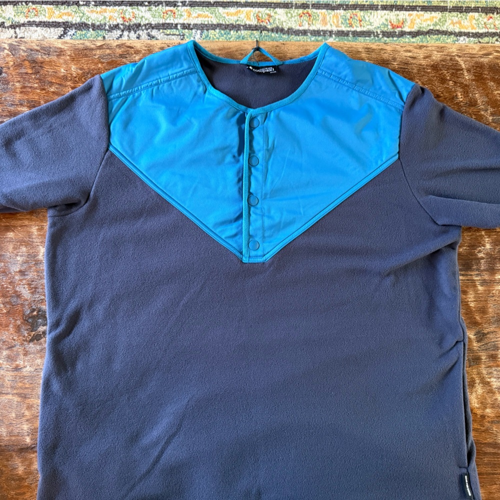 Cotopaxi Two-Tone Blue Fleece Sweatshirt